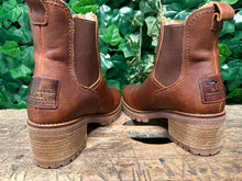 Afbeelding in Gallery-weergave laden, bijna Nieuwe gevoerde laars van Panama Jack maat 39