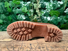 Afbeelding in Gallery-weergave laden, bijna Nieuwe gevoerde laars van Panama Jack maat 39