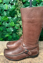 Afbeelding in Gallery-weergave laden, zo goed als nieuw laars van Wolky maat 40