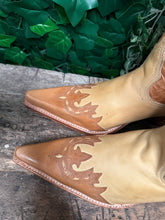 Afbeelding in Gallery-weergave laden, Nieuwe geweldig mooie laarzen van Sendra maat 39