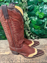 Afbeelding in Gallery-weergave laden, Nieuwe geweldig mooie vintage laarzen van Sendra maat 38