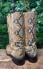 Afbeelding in Gallery-weergave laden, supergave stoere vintage python boots van Sendra maat 44