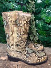 Afbeelding in Gallery-weergave laden, supergave stoere vintage python boots van Sendra maat 44