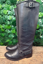 Afbeelding in Gallery-weergave laden, Bijna Nieuwe mooie hoge vintage laarzen van Sendra maat 40