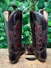 Afbeelding in Gallery-weergave laden, Bijna Nieuwe mooie vintage laarzen van Sendra maat 38