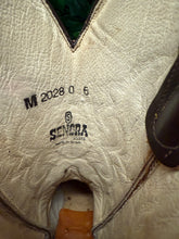 Afbeelding in Gallery-weergave laden, Bijna Nieuwe mooie vintage laarzen van Sendra maat 38