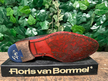 Afbeelding in Gallery-weergave laden, zo goed als nieuw veterschoen van Floris van Bommel maat 42