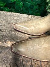 Afbeelding in Gallery-weergave laden, zo goed als nieuw mooie laarzen van Sancho maat 37