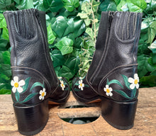 Afbeelding in Gallery-weergave laden, Nieuwe gave flower/bloemen laars met blokhak sendra maat 37