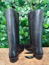 Afbeelding in Gallery-weergave laden, Nieuwe mooie hoge vintage laarzen van Sendra maat 42