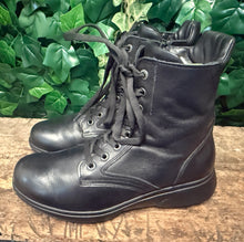 Afbeelding in Gallery-weergave laden, bijna Nieuwe laarsjes van Xsensible maat 40 (wijdte H)