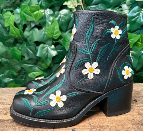Nieuwe gave flower/bloemen laars met blokhak sendra maat 37