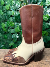 Afbeelding in Gallery-weergave laden, Bijna Nieuwe mooie laarzen van Sancho maat 38