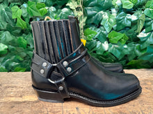 Afbeelding in Gallery-weergave laden, Nieuwe geweldig mooie boots van Sendra maat 42