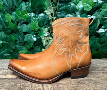 Afbeelding in Gallery-weergave laden, Nieuwe geweldig mooie boots van Sendra maat 41