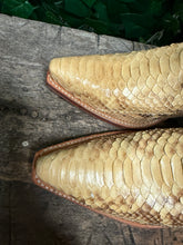 Afbeelding in Gallery-weergave laden, Nieuwe geweldig mooie python boots van Sendra maat 37