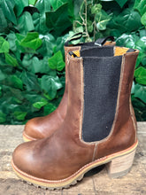 Afbeelding in Gallery-weergave laden, geweldig mooie Nieuwe vintage laars van Sendra maat 39