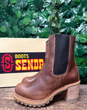 Afbeelding in Gallery-weergave laden, geweldig mooie Nieuwe vintage laars van Sendra maat 39