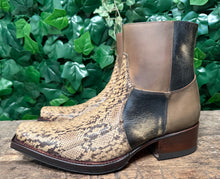 Afbeelding in Gallery-weergave laden, supergave Nieuwe python laars van Sendra/ullbara maar 40