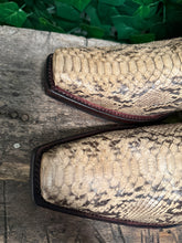 Afbeelding in Gallery-weergave laden, supergave Nieuwe python laars van Sendra/ullbara maar 40