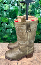 Afbeelding in Gallery-weergave laden, supergave vintage blokhak laars van Sendra maat 38