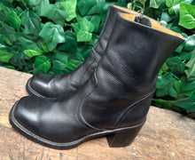 Afbeelding in Gallery-weergave laden, bijna Nieuwe vintage blokhak laarzen van Sendra maat 41