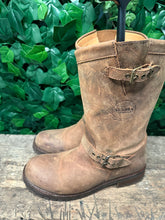 Afbeelding in Gallery-weergave laden, Bijna Nieuwe stoere biker boots van Sendra maat 42