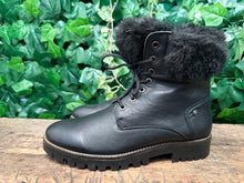 Afbeelding in Gallery-weergave laden, zo goed als nieuw veterboots van Panama Jack maat 41
