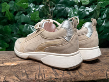 Afbeelding in Gallery-weergave laden, zo goed als nieuw sneaker van Xsensible maat 43 (wijdte HX)