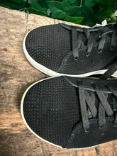 Afbeelding in Gallery-weergave laden, Nieuwe prachtige sneakers van Fitflop maat 36