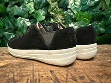 Afbeelding in Gallery-weergave laden, Nieuwe prachtige sneakers van Fitflop maat 36