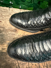 Afbeelding in Gallery-weergave laden, bijna Nieuwe prachtige python laarzen van Sendra maat 40