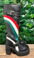Afbeelding in Gallery-weergave laden, geweldig Nieuwe vintage plateau laars van Sendra maat 38