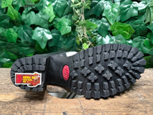 Afbeelding in Gallery-weergave laden, geweldig Nieuwe vintage plateau laars van Sendra maat 38