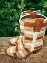Afbeelding in Gallery-weergave laden, Nieuwe geweldig mooie patchwork laarzen van Sendra maat 37