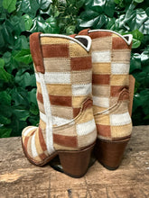 Afbeelding in Gallery-weergave laden, Nieuwe geweldig mooie patchwork laarzen van Sendra maat 37