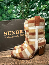 Afbeelding in Gallery-weergave laden, Nieuwe geweldig mooie patchwork laarzen van Sendra maat 37