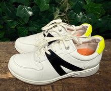 Afbeelding in Gallery-weergave laden, Nieuwe sneakers van Xsensible maat 42 (wijdte G)