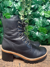 Afbeelding in Gallery-weergave laden, Bijna Nieuwe boots van Panama Jack maat 37