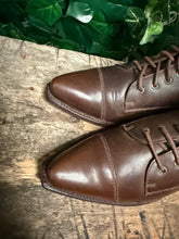 Afbeelding in Gallery-weergave laden, geweldig mooie vintage retro enkellaars van sendra maat 38