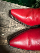 Afbeelding in Gallery-weergave laden, prachtige rode laarsjes van Sendra maat 39
