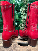 Afbeelding in Gallery-weergave laden, prachtige rode laarsjes van Sendra maat 39