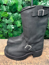 Afbeelding in Gallery-weergave laden, geweldig mooie vintage plateau boots van Sendra maat 38