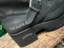 Afbeelding in Gallery-weergave laden, geweldig mooie vintage plateau boots van Sendra maat 38