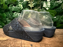 Afbeelding in Gallery-weergave laden, Bijna Nieuwe slippers van Fitflop maat 37