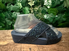 Afbeelding in Gallery-weergave laden, Bijna Nieuwe slippers van Fitflop maat 37