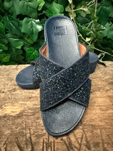 Afbeelding in Gallery-weergave laden, Bijna Nieuwe slippers van Fitflop maat 37