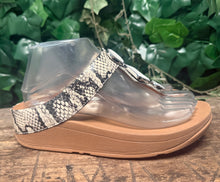 Afbeelding in Gallery-weergave laden, Nieuwe prachtige slippers van Fitflop maat 38