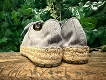 Afbeelding in Gallery-weergave laden, Nieuwe sneakers/espadrilles van Shabbies Amsterdam maat 41