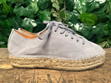 Afbeelding in Gallery-weergave laden, Nieuwe sneakers/espadrilles van Shabbies Amsterdam maat 41